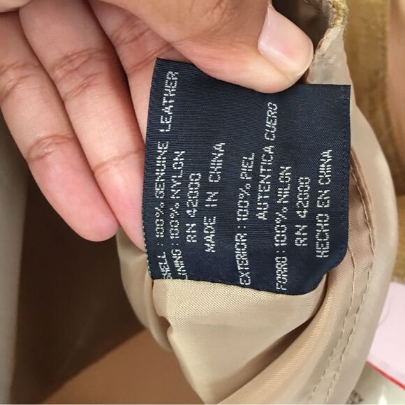 Vintage Basic Editions NWT Men's Tannish Gold Leather Vest Size L - Picture 4 of 11